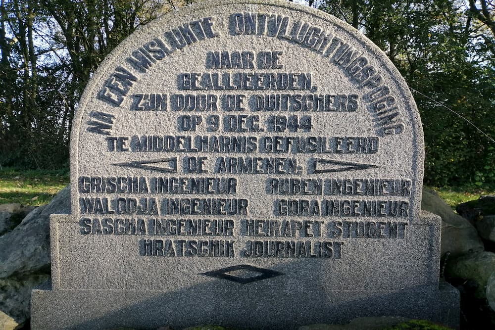 Monument Armeniers Havenhoofd Middelharnis #2