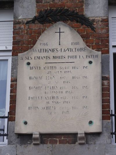 War Memorial Wattignies-la-Victoire School #1