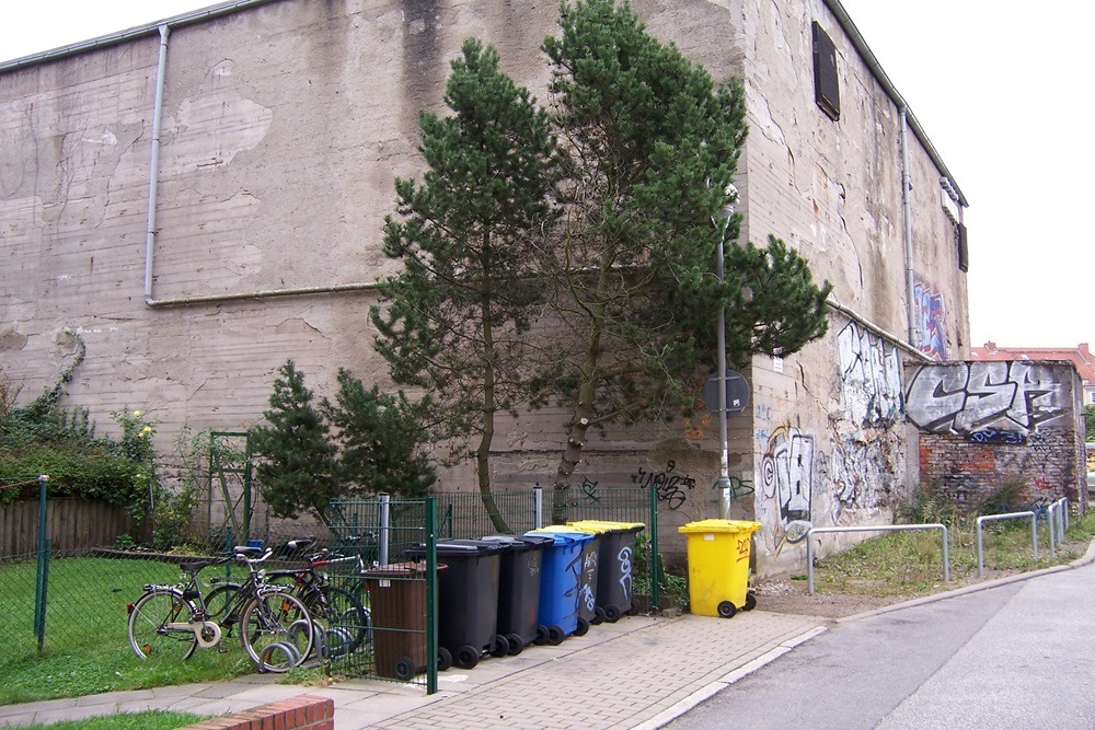 Residential Area Thomas-Müntzer-Platz #4