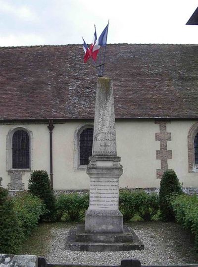 War Memorial Le Noyer-en-Ouche #1