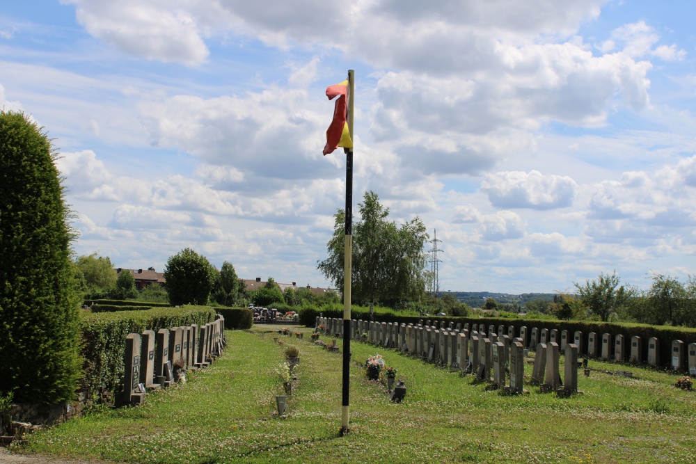 Belgian Graves Veterans Châtelineau Cimetière de la Floche #3