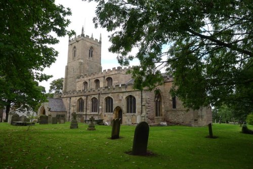 Commonwealth War Graves All Hallows Churchyard Extension #1