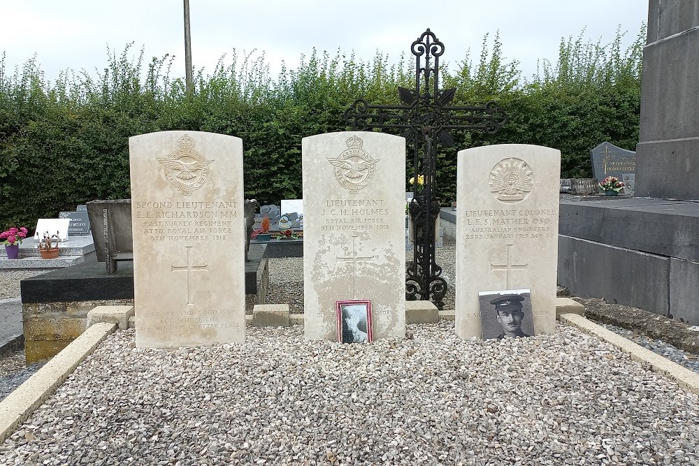 Oorlogsgraven van het Gemenebest Solre-le-Chteau