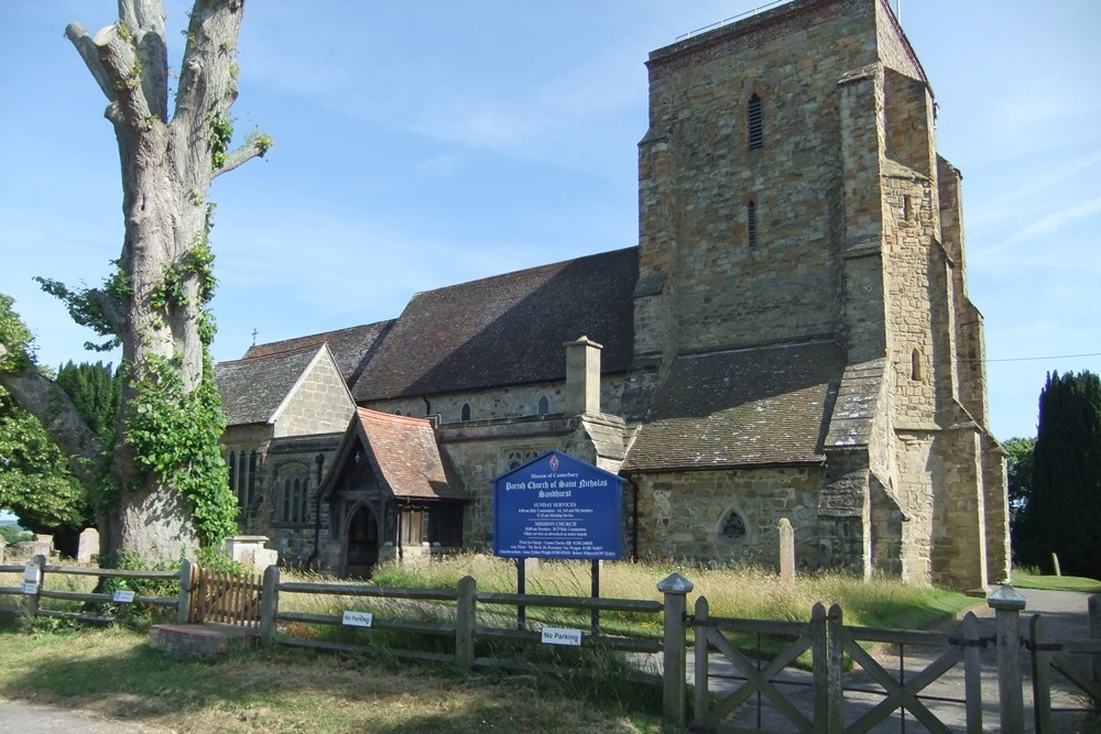 Oorlogsgraven van het Gemenebest St. Nicholas Churchyard