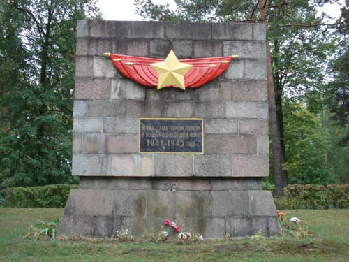 Sovjet Oorlogsbegraafplaats Daugavpils #4