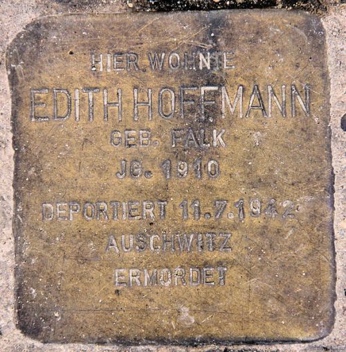 Stolpersteine Duisburger Straße 1