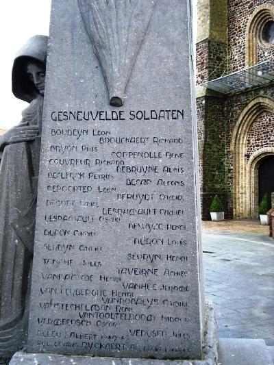 Oorlogsmonument Woumen #3