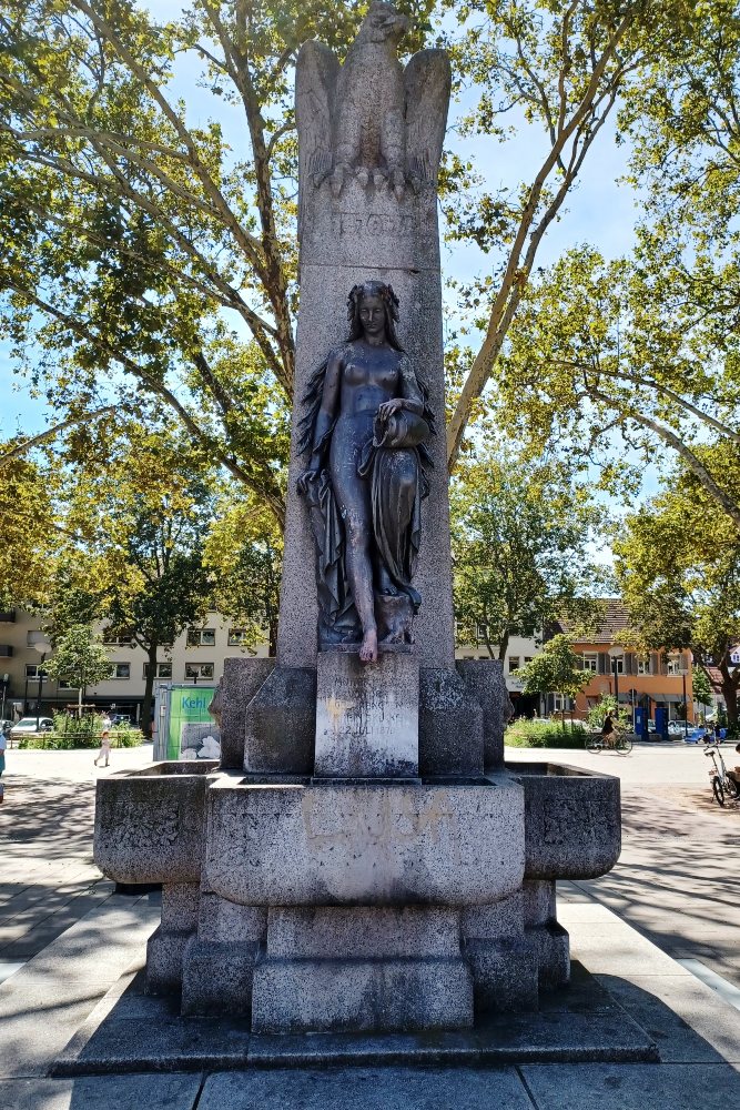 Oorlogsmonument 'Mutter Kinzig' #2