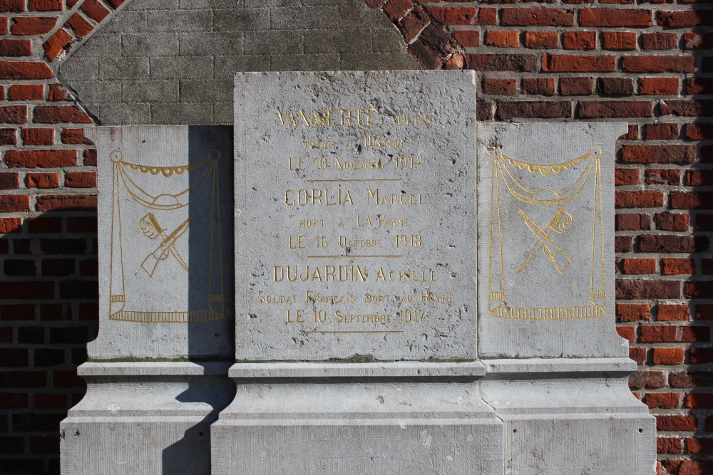 War Memorial Villers-Saint-Amand #3