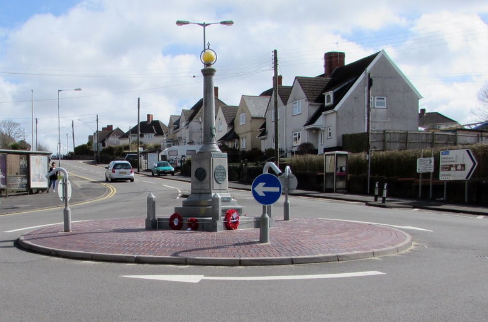 Oorlogsmonument Loughor #1