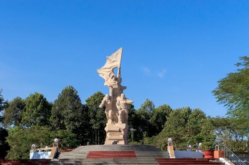 Monument Overwinning van Noord-Vietnam Dau Tieng #1