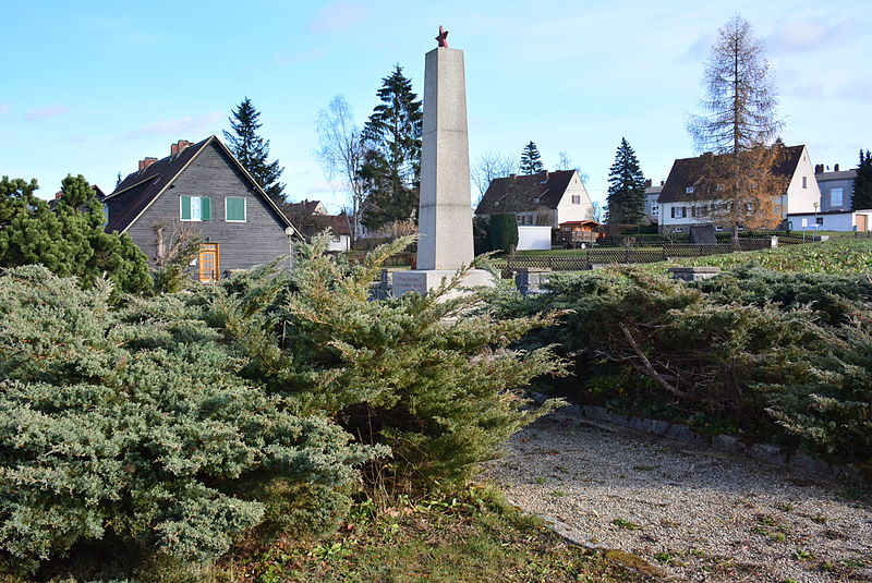 Soviet War Cemetery Allentsteig #1