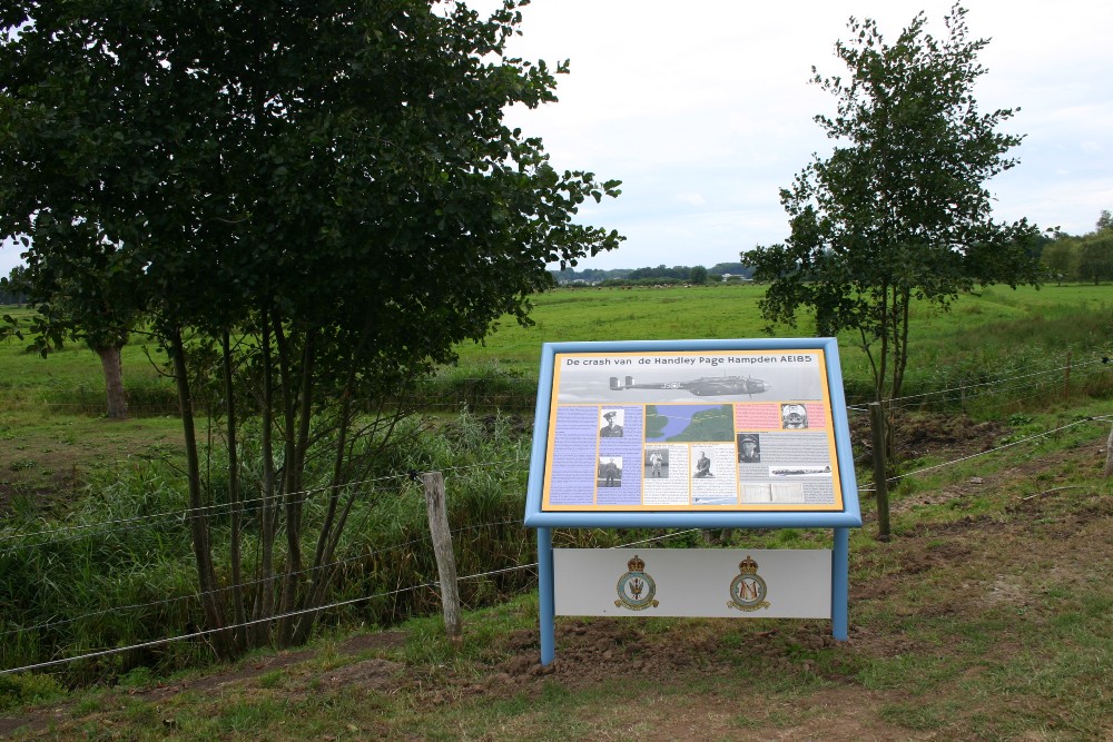 Monument Crashlocatie Handley Page Hampden AE185 #1