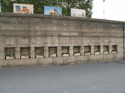 Memorial Killed Soldiers and Civilians Place de la Concorde #1