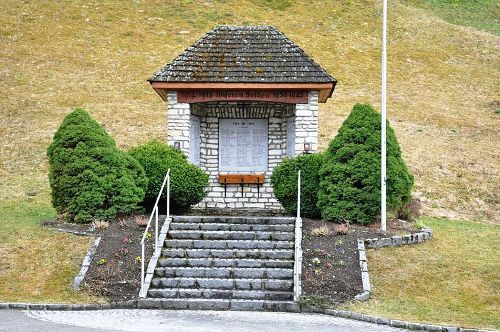 Oorlogsmonument Lassing