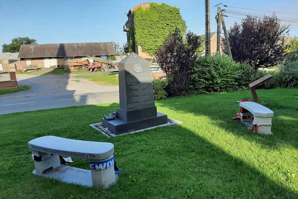 Monument Footballers Battalion Flers #1