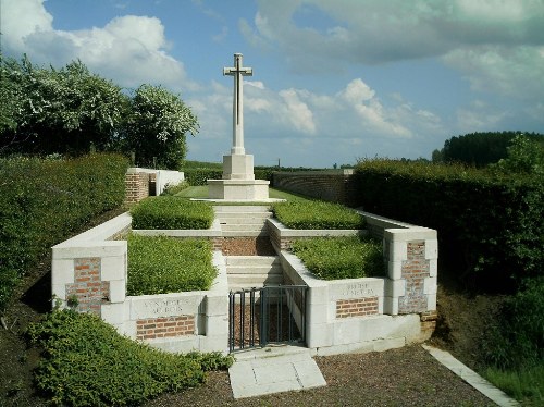 Commonwealth War Cemetery Vendegies-au-Bois