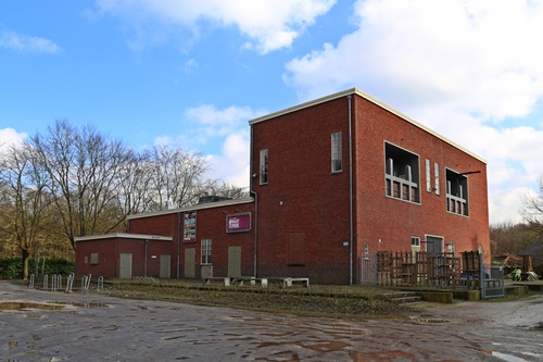 Gedenkteken voormalig PNEM-gebouw