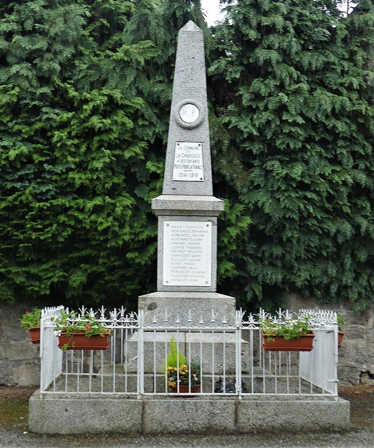 Oorlogsmonument La Chaussade #1