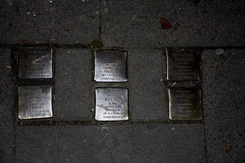 Stolpersteine Schferkampsallee 25-27