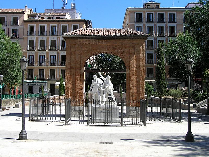 Memorial to Daoiz and Velarde #1