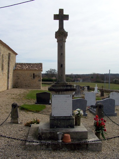 Oorlogsmonument Lados