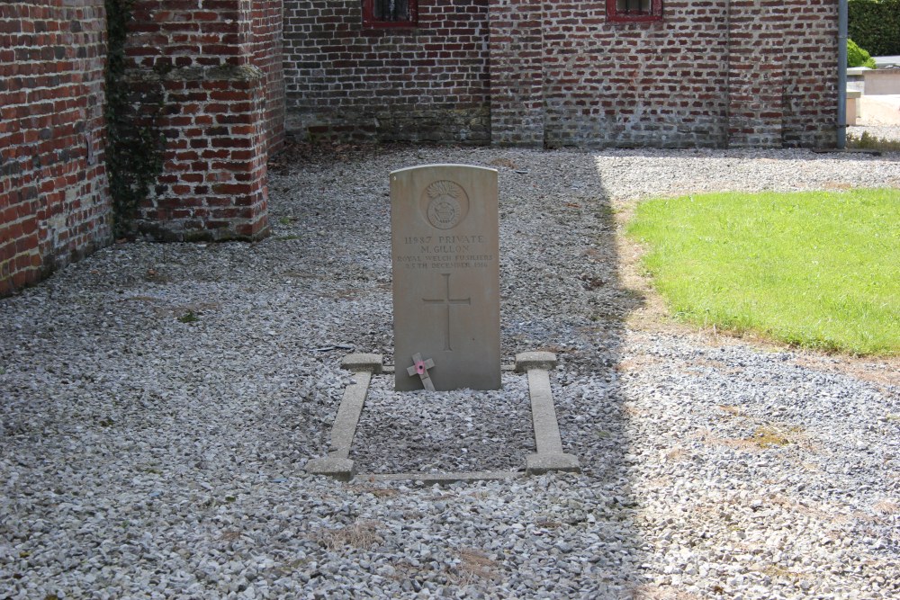 Commonwealth War Grave Broxeele #2