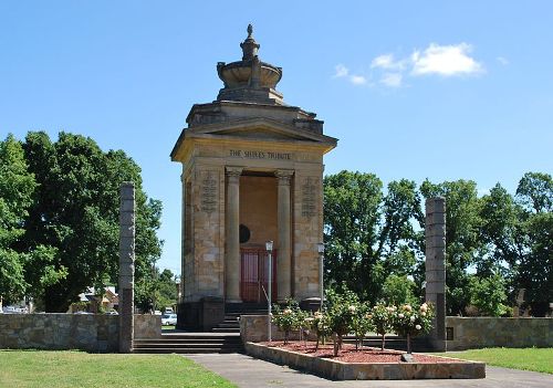 War Memorial Colac