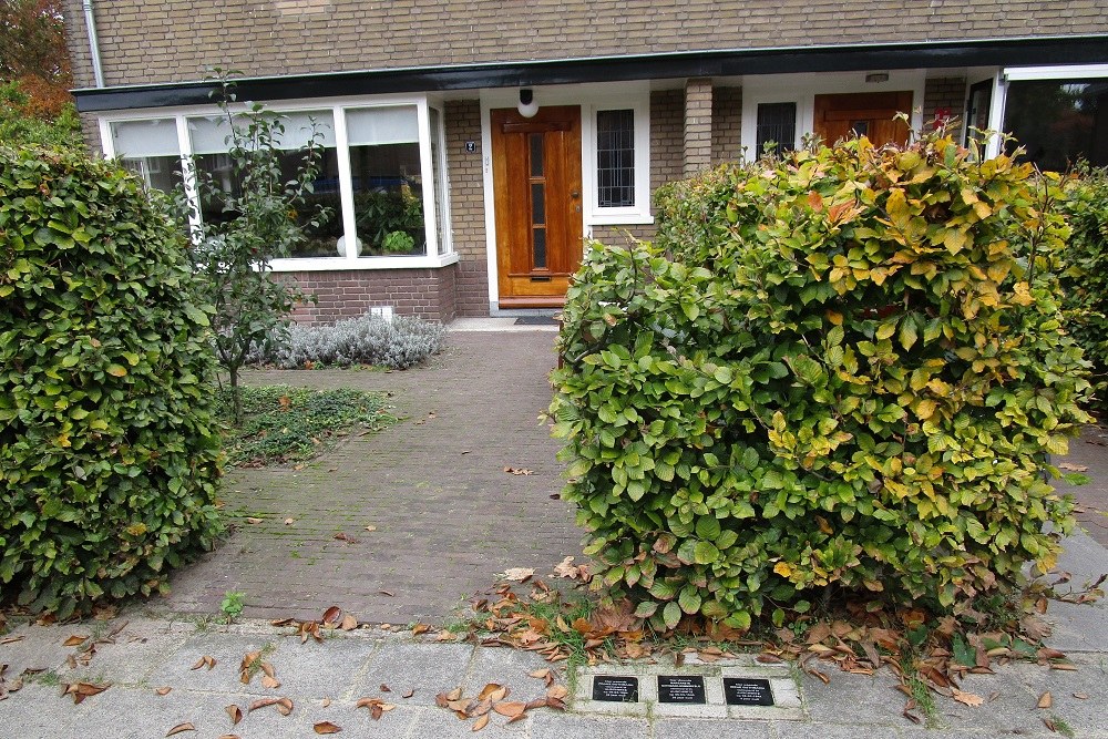 Herdenkingsstenen Anthonie van Dijckstraat 2 #5