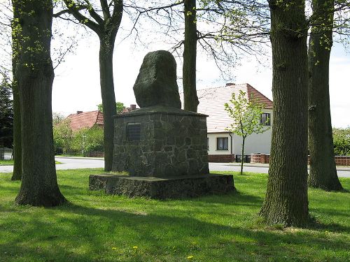 Oorlogsmonument Milow #1