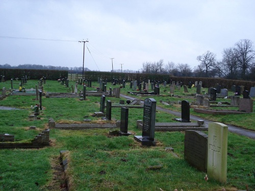 Commonwealth War Grave All Saints Churchyard Extension