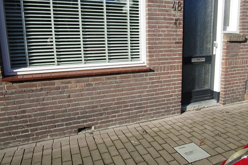 Memorial Stone Sint Crispijnstraat 48 #2