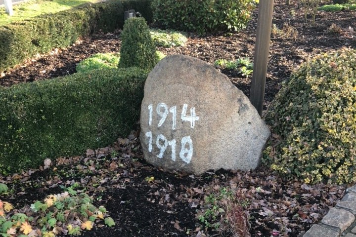 War monument Gronau #3