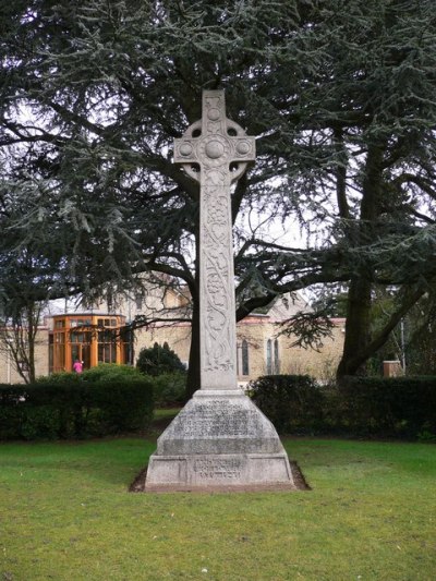 Oorlogsmonument Bourne #1