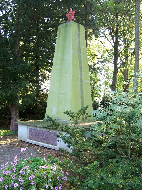 War Graves Neuer Friedhof #4