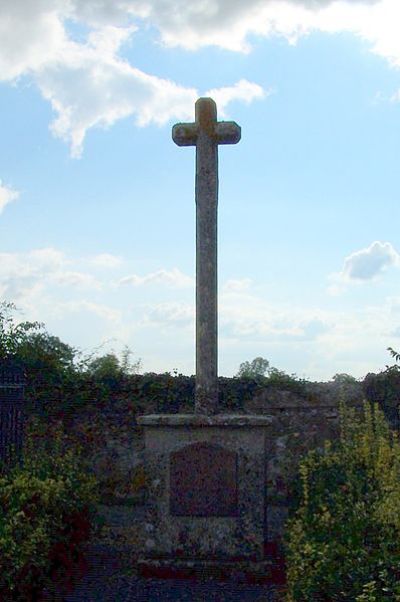 Oorlogsmonument Coutures #1