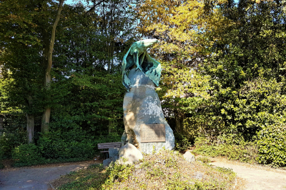 War Memorial Dsseldorf-Lohausen #2