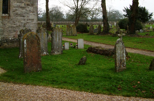 Oorlogsgraven van het Gemenebest St. Michael Churchyard