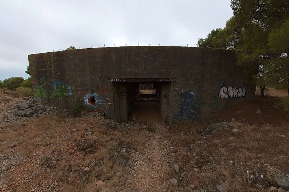 Stützpunkt Lgs 90 Wn 94 Heeres-Küsten Batterie #1