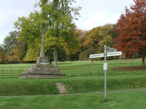 Oorlogsmonument Bagendon #1