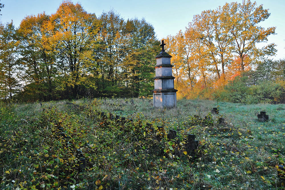 Austro-Hungarian War Cemetery Zhovtanci #1