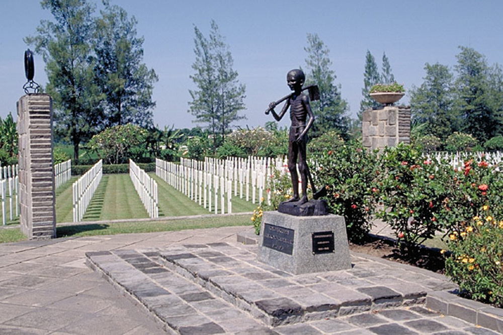 Dutch War Cemetery Kalibanteng #1