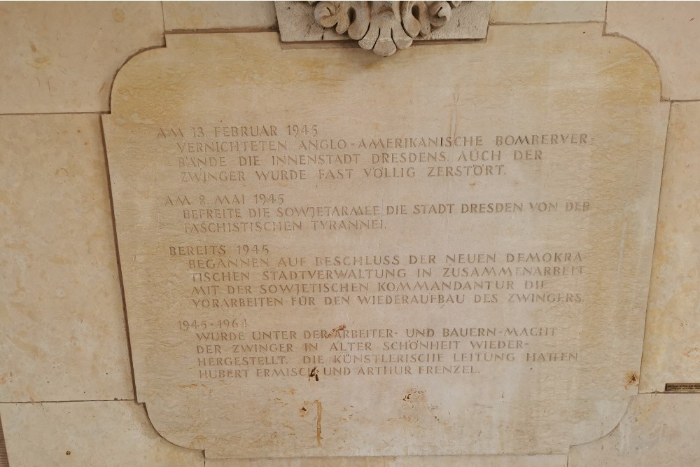 Russian Inscriptions on the Zwinger Palace #4