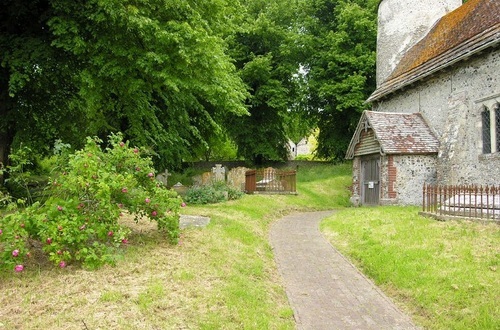 Oorlogsgraf van het Gemenebest Southease Churchyard #1