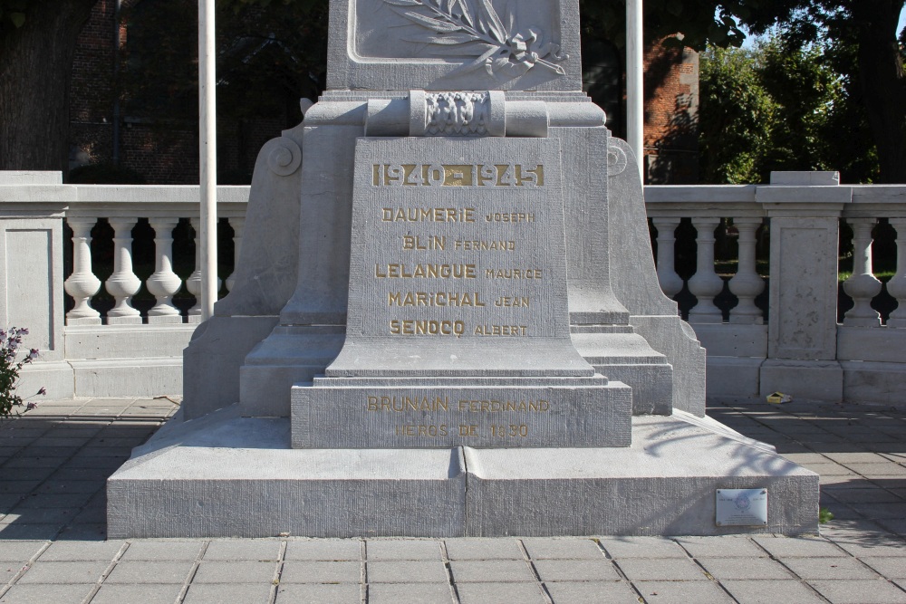 Oorlogsmonument Brugelette #3