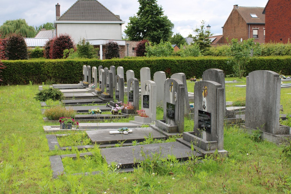 Belgian Graves Veterans Nederokkerzeel #1