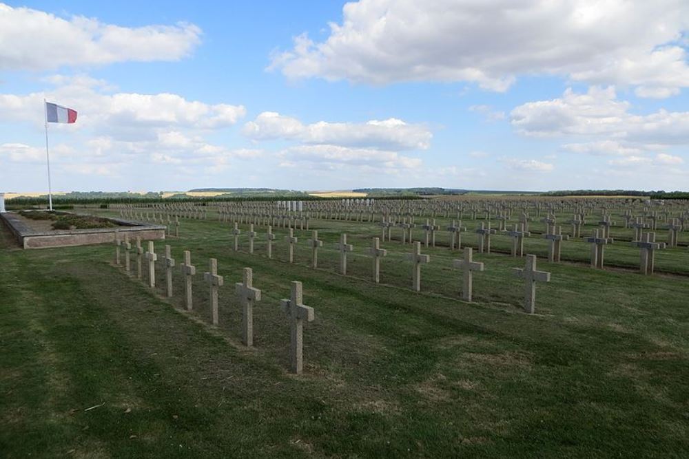 French War Cemetery Neuilly-Saint-Front