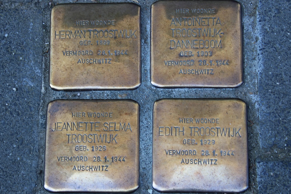 Stolpersteine Koestraat 16 #1