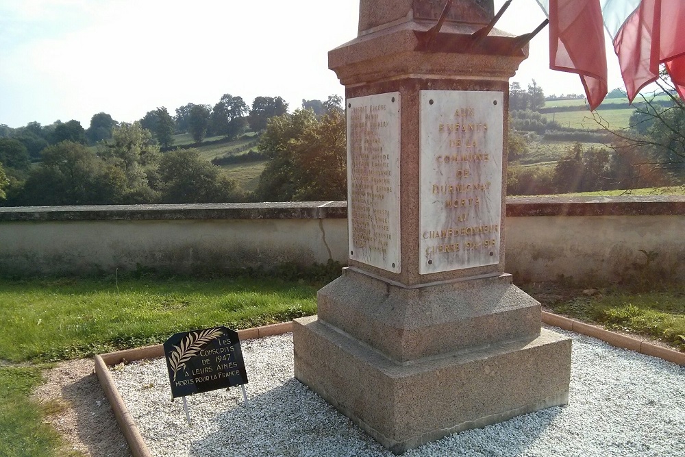 War memorial Durmignat #1