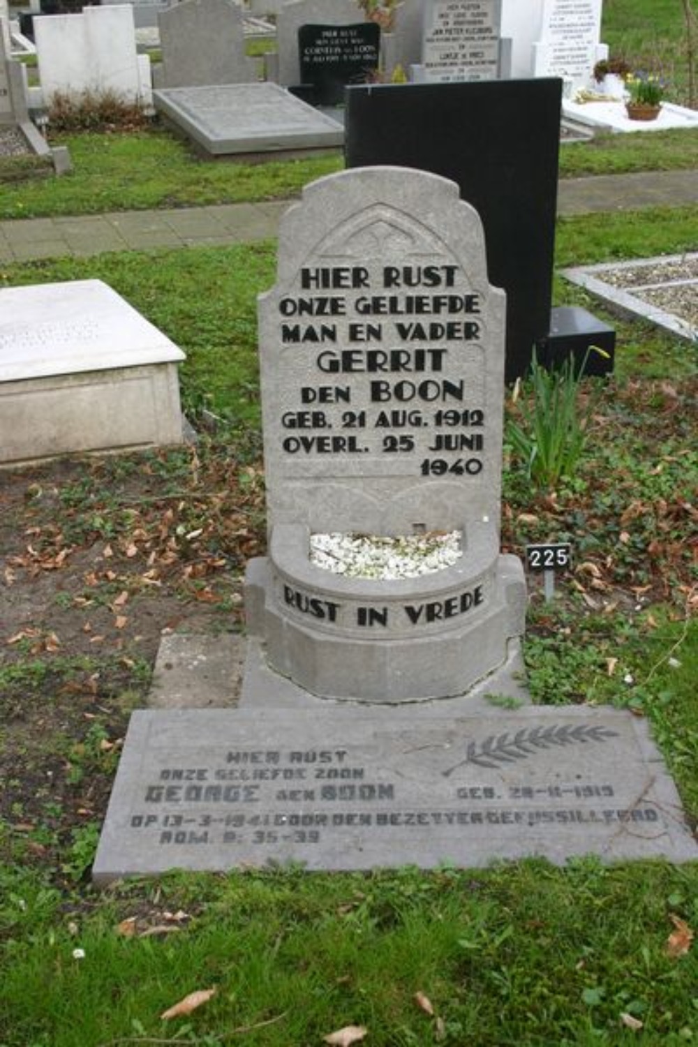 Nederlandse Oorlogsgraven Lekkerkerk #2